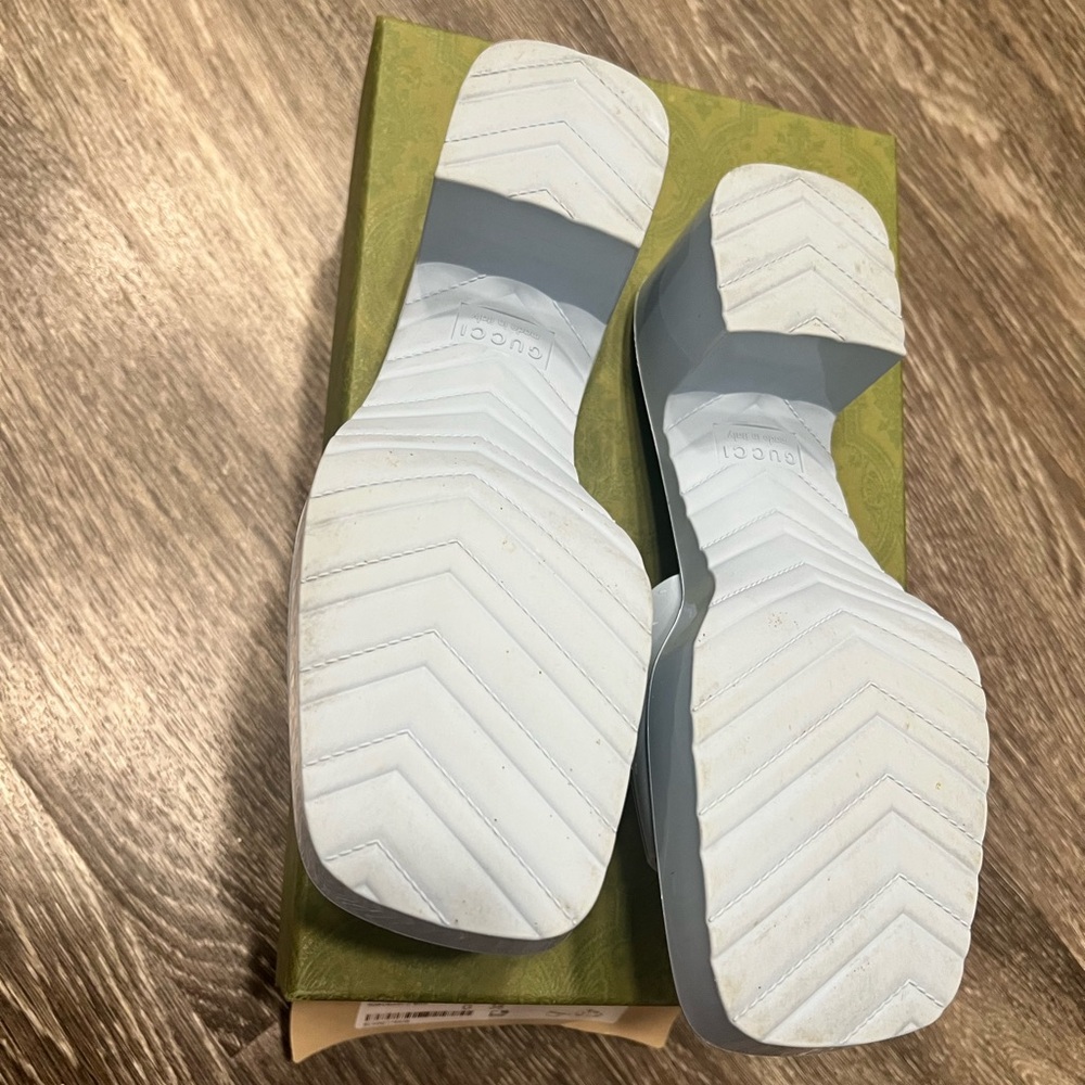 Gucci Women's Pastel Blue Sandals size 38 - Picture 3 of 4